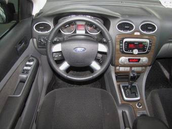 2008 Ford Focus Photos