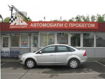 2009 Ford Focus Images