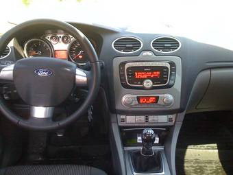 2009 Ford Focus Wallpapers