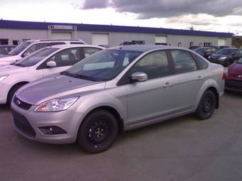 2009 Ford Focus Photos