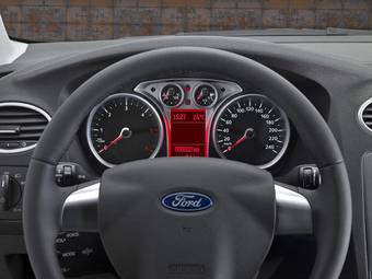 2009 Ford Focus Photos