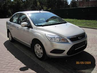 2009 Ford Focus Photos