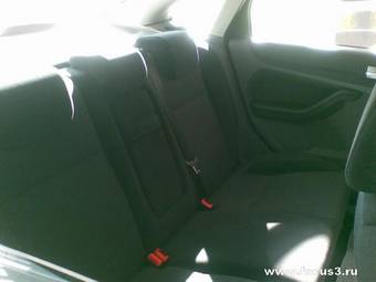 2009 Ford Focus Images
