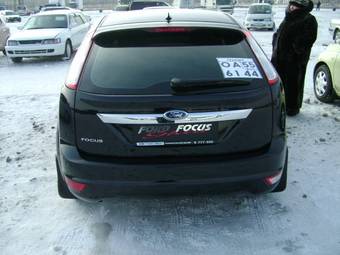 2009 Ford Focus Photos