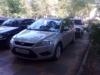 2009 Ford Focus Photos