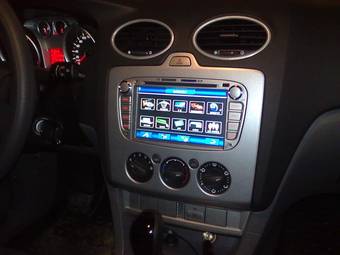 2009 Ford Focus Pictures