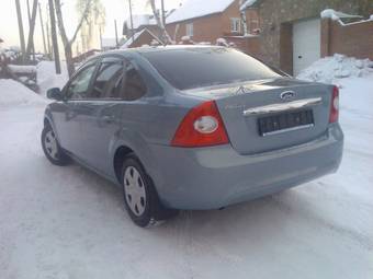 2009 Ford Focus Pictures