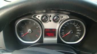 2009 Ford Focus Photos