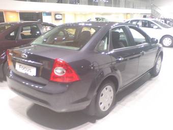 2009 Ford Focus Pictures