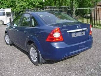 2009 Ford Focus Photos