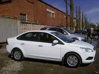 2009 Ford Focus Photos