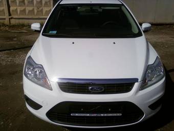 2009 Ford Focus Photos