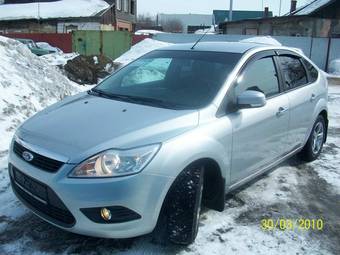 2009 Ford Focus Photos