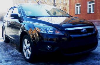 2009 Ford Focus Photos