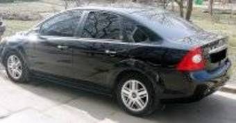 2009 Ford Focus Pictures