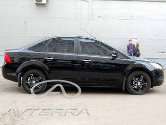 2009 Ford Focus Photos