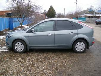 2009 Ford Focus Photos