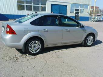 2009 Ford Focus Photos