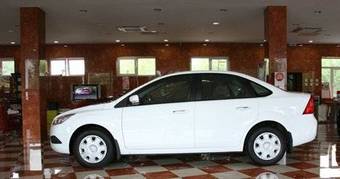 2009 Ford Focus Pictures