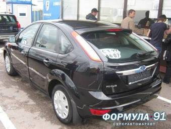 2009 Ford Focus Photos