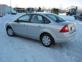 2010 Ford Focus Images