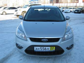 2010 Ford Focus Pictures