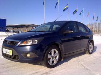 2010 Ford Focus Photos