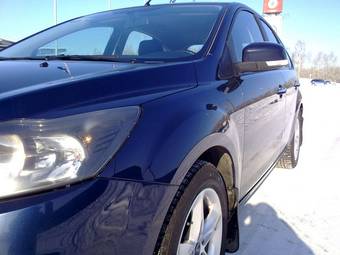 2010 Ford Focus Pictures