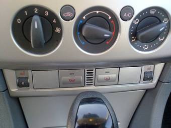 2010 Ford Focus Pictures