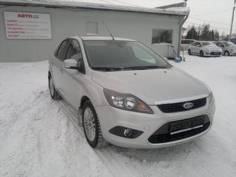 2010 Ford Focus Photos