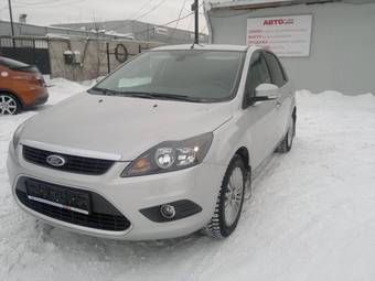 2010 Ford Focus Pictures
