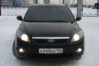 2010 Ford Focus Pictures