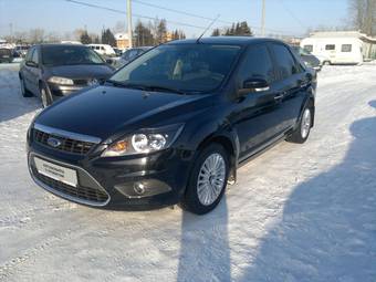 2010 Ford Focus Photos