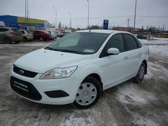 2010 Ford Focus Photos