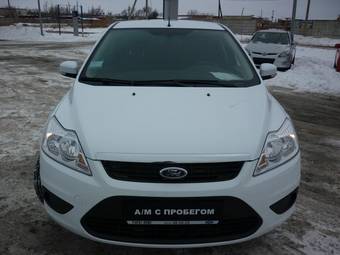 2010 Ford Focus Pictures