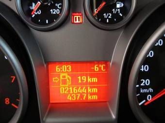 2010 Ford Focus Photos