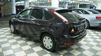 2010 Ford Focus Photos