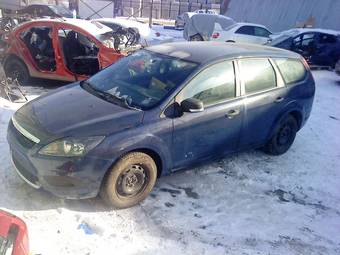 2010 Ford Focus Photos