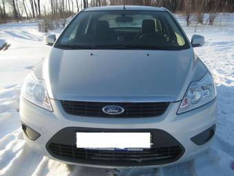 2010 Ford Focus Pictures