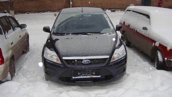 2010 Ford Focus Photos