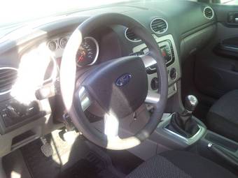 2010 Ford Focus Wallpapers