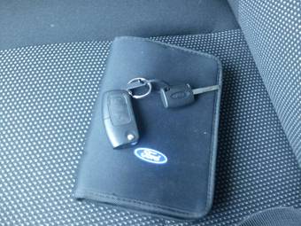 2010 Ford Focus Images