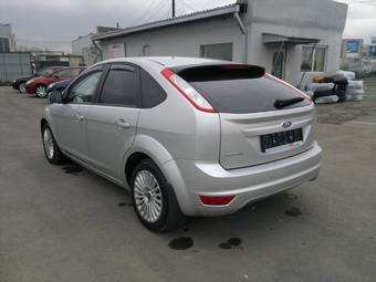 2010 Ford Focus Photos
