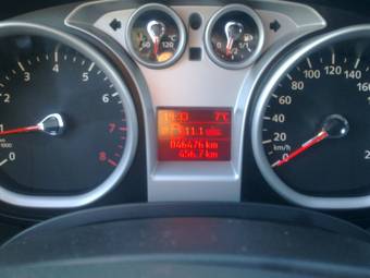 2010 Ford Focus Pictures