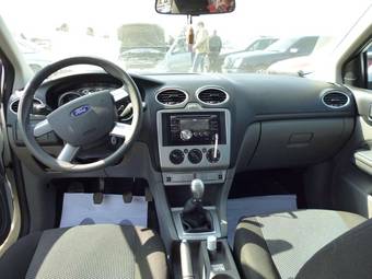 2010 Ford Focus Wallpapers