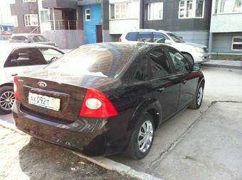 2010 Ford Focus Images