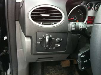 2010 Ford Focus Pics