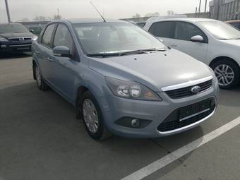 2010 Ford Focus Photos