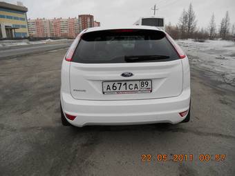 2010 Ford Focus Photos