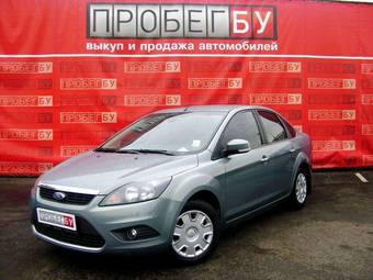 2010 Ford Focus Pictures